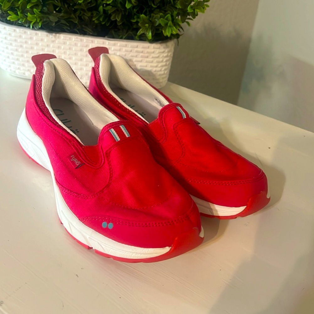 RYKA Slip on 7.5